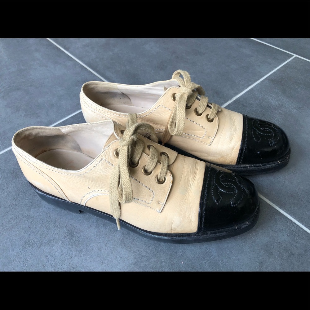 Chanel leather oxfords - Picture 3 of 7